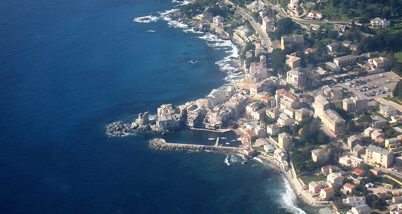 Yacht hire in Corsica